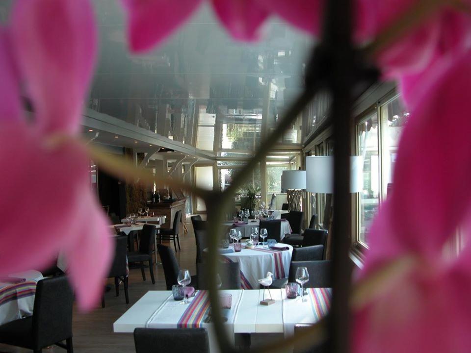 Logis Hotel Le Relais Des Plages Saint-Paul-les-Dax Exterior photo