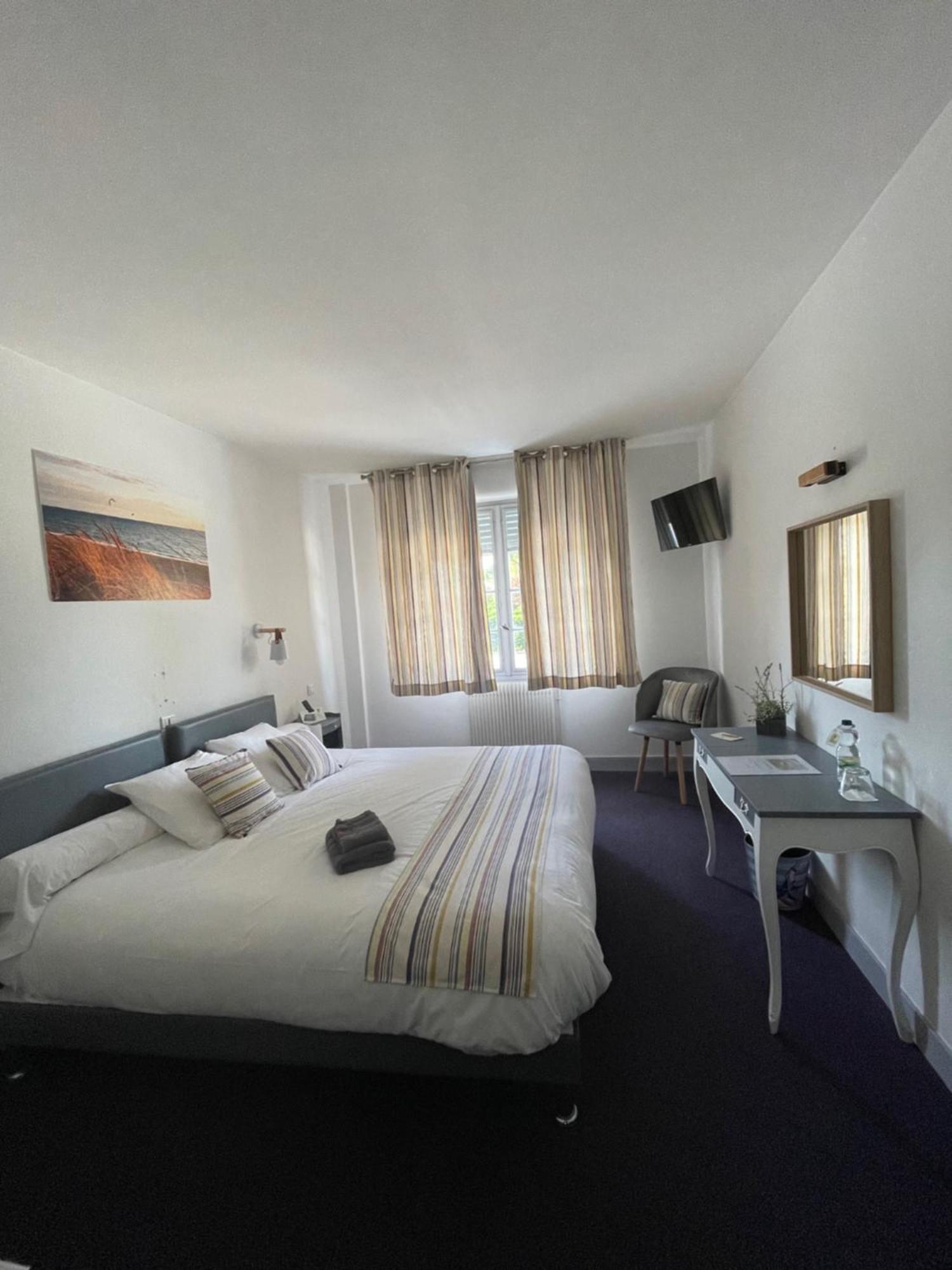 Logis Hotel Le Relais Des Plages Saint-Paul-les-Dax Exterior photo